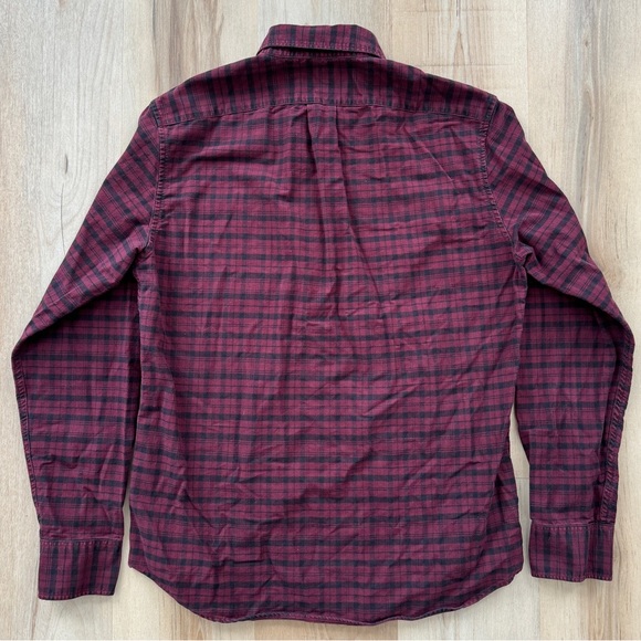 J Crew Plaid Oxford Button Up Red Black (Burgundy) Mens Medium - Picture 4 of 12